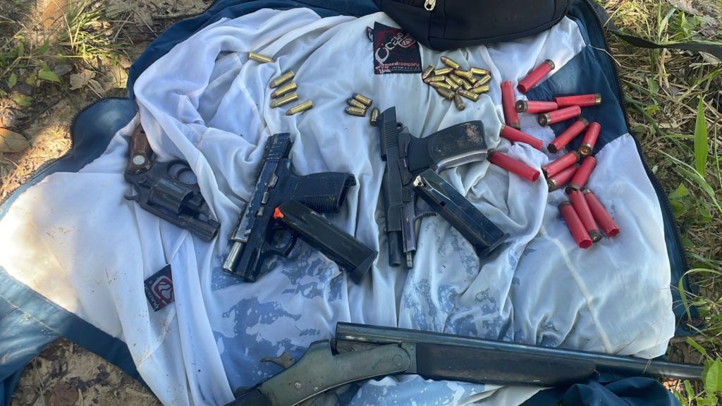 Ataque de dupla contra facção rival termina com dois presos em Manaus