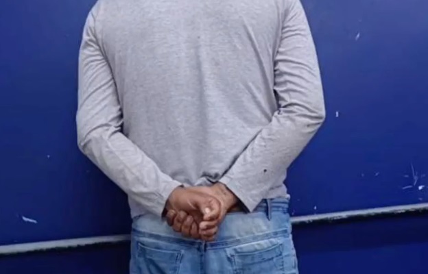 Foragido da justiça é preso ao andar de táxi no Amazonas