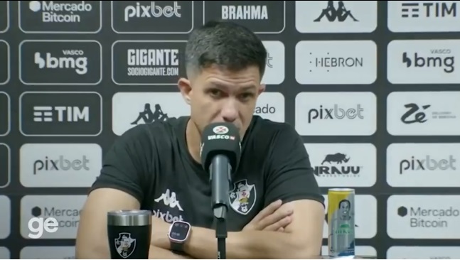 Maurício Barbieri é demitido pelo Vasco após derrota para o Goiás