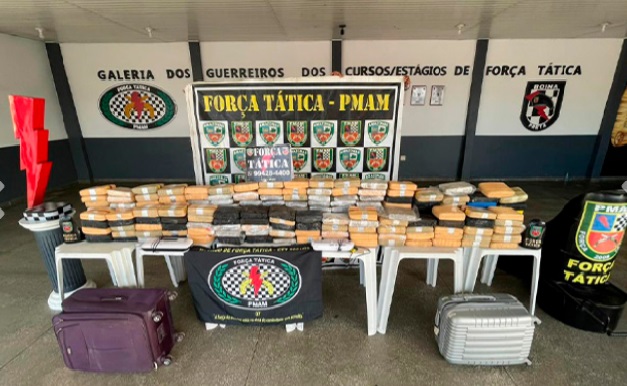 Dupla é presa ao esconder mais de 200kg de drogas em casa em Manaus