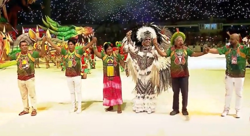 Parintins: Garantido leva Cacique Raoni, um dos maiores líderes indígenas, ao Bumbódromo