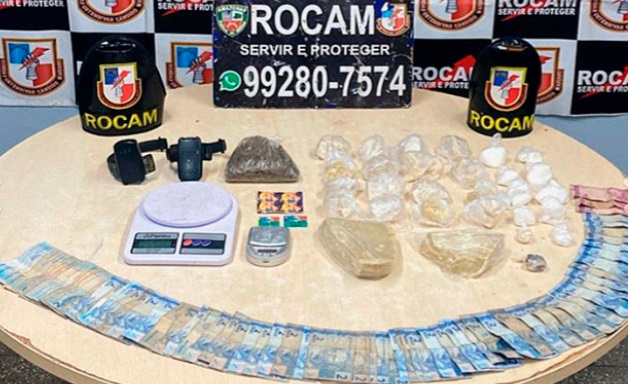 Polícia 'estoura' boca de fumo em casa abandonada em Manaus