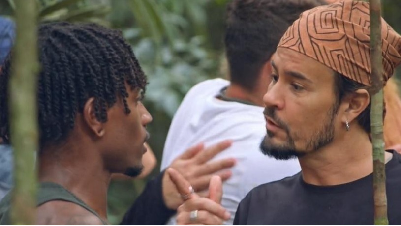 Paulo Vilhena e Guilherme brigam após prova em No Limite