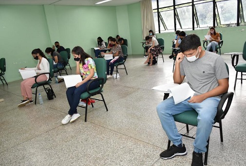 UEA abre inscrições para vestibular e SIS com mais de 5 mil vagas no Amazonas