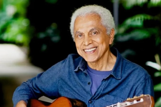 Paulinho da Viola passa por cirurgia para retirada de tumor