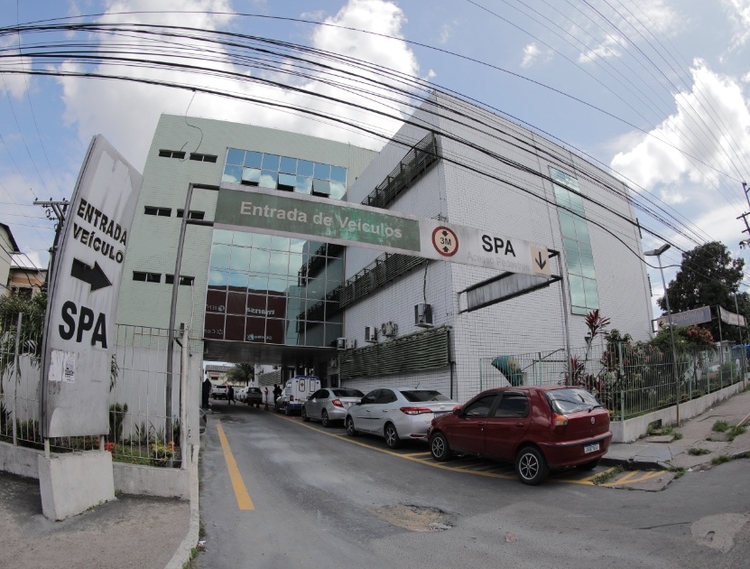 Homem é preso após confusão e quebradeira no SPA Danilo Corrêa em Manaus