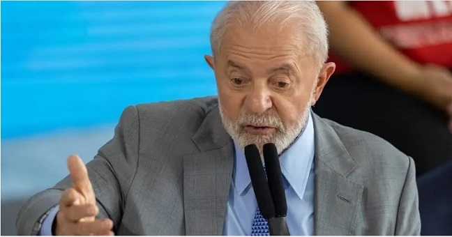 'Golpe nunca deu certo', declara Lula sobre Bolívia