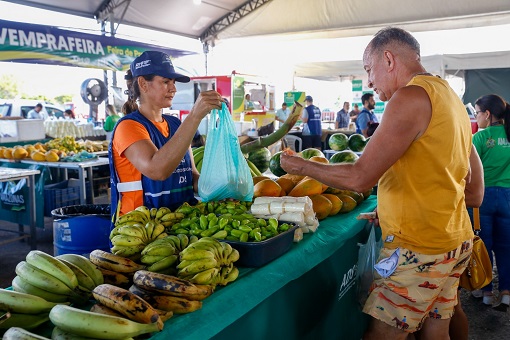 Feiras da ADS oferecem alimentos frescos e de qualidade nesta semana; confira programação
