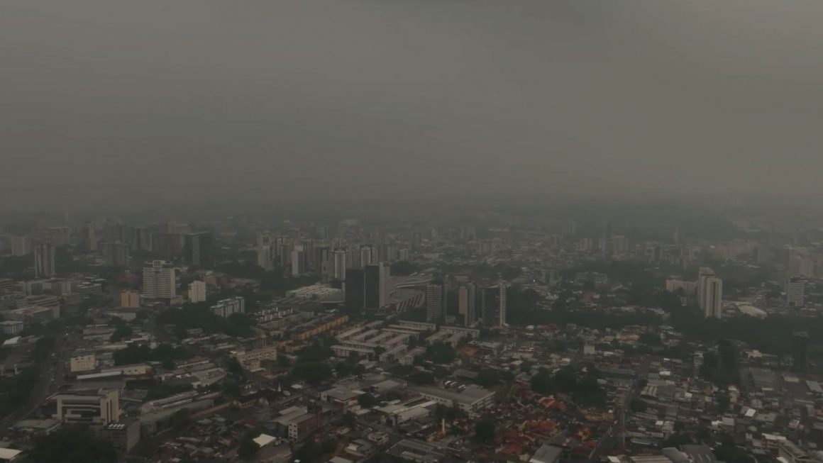 Defensoria pede que governo instale sala de situação para monitorar queimadas no Amazonas