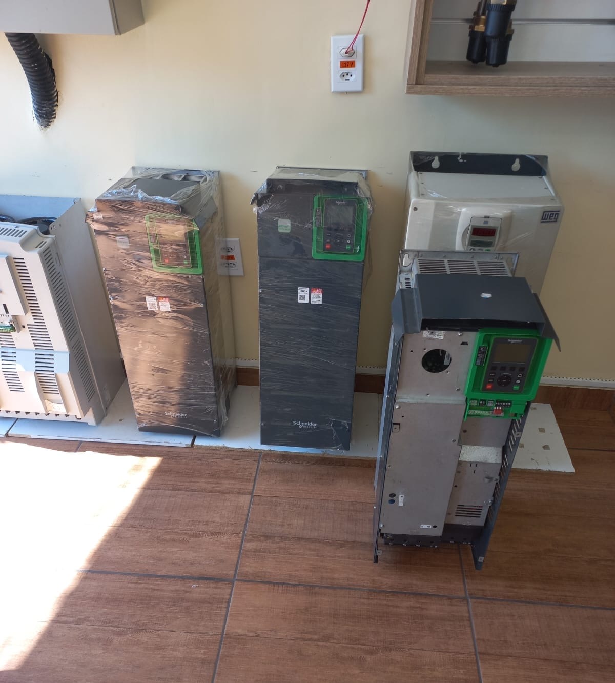 Homem é preso por comprar aparelhos roubados, avaliados em R$ 120 mil, em Manaus