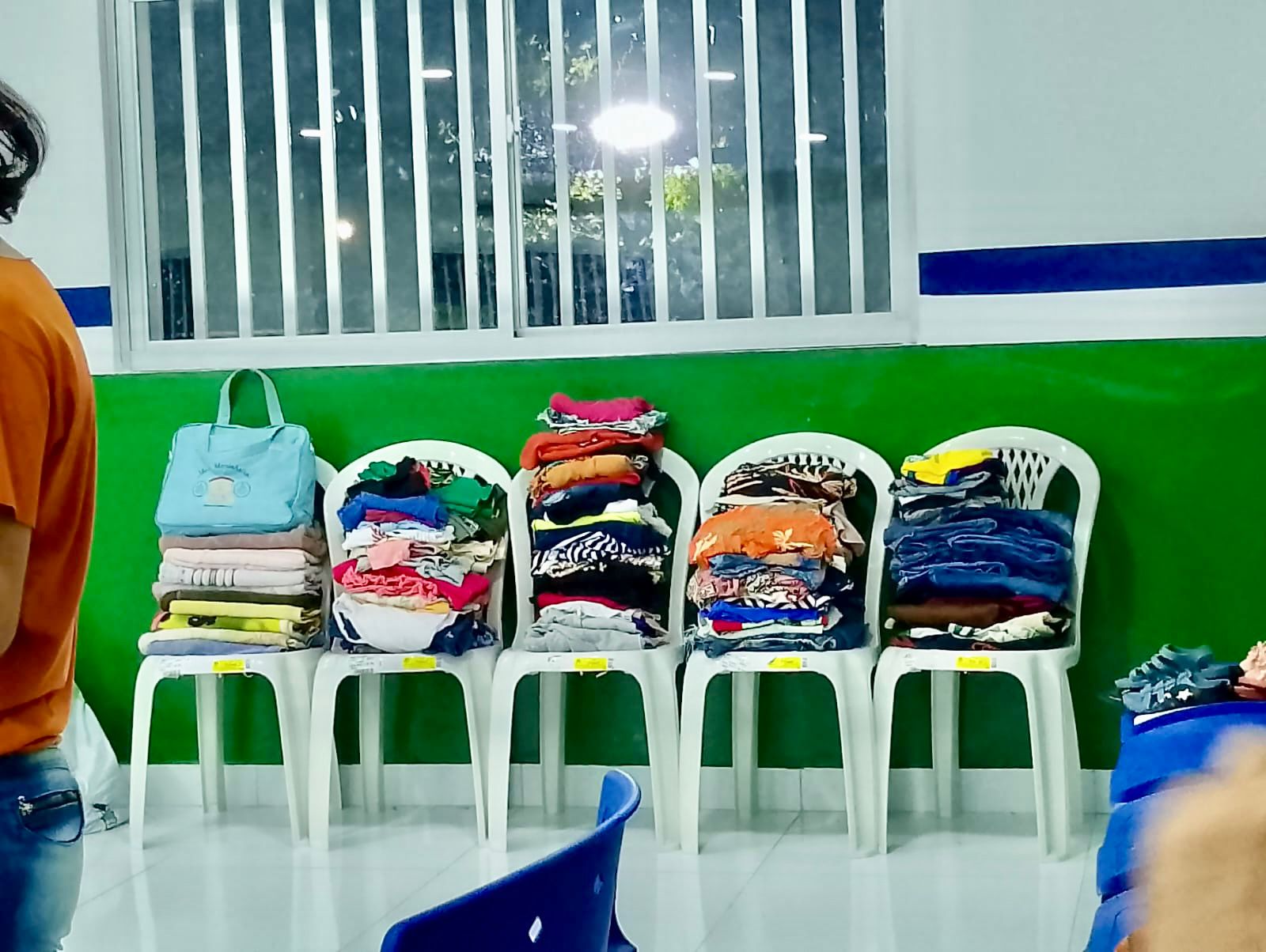 Prefeitura divulga ponto de coleta de doações para famílias afetadas pela tragédia em Manacapuru