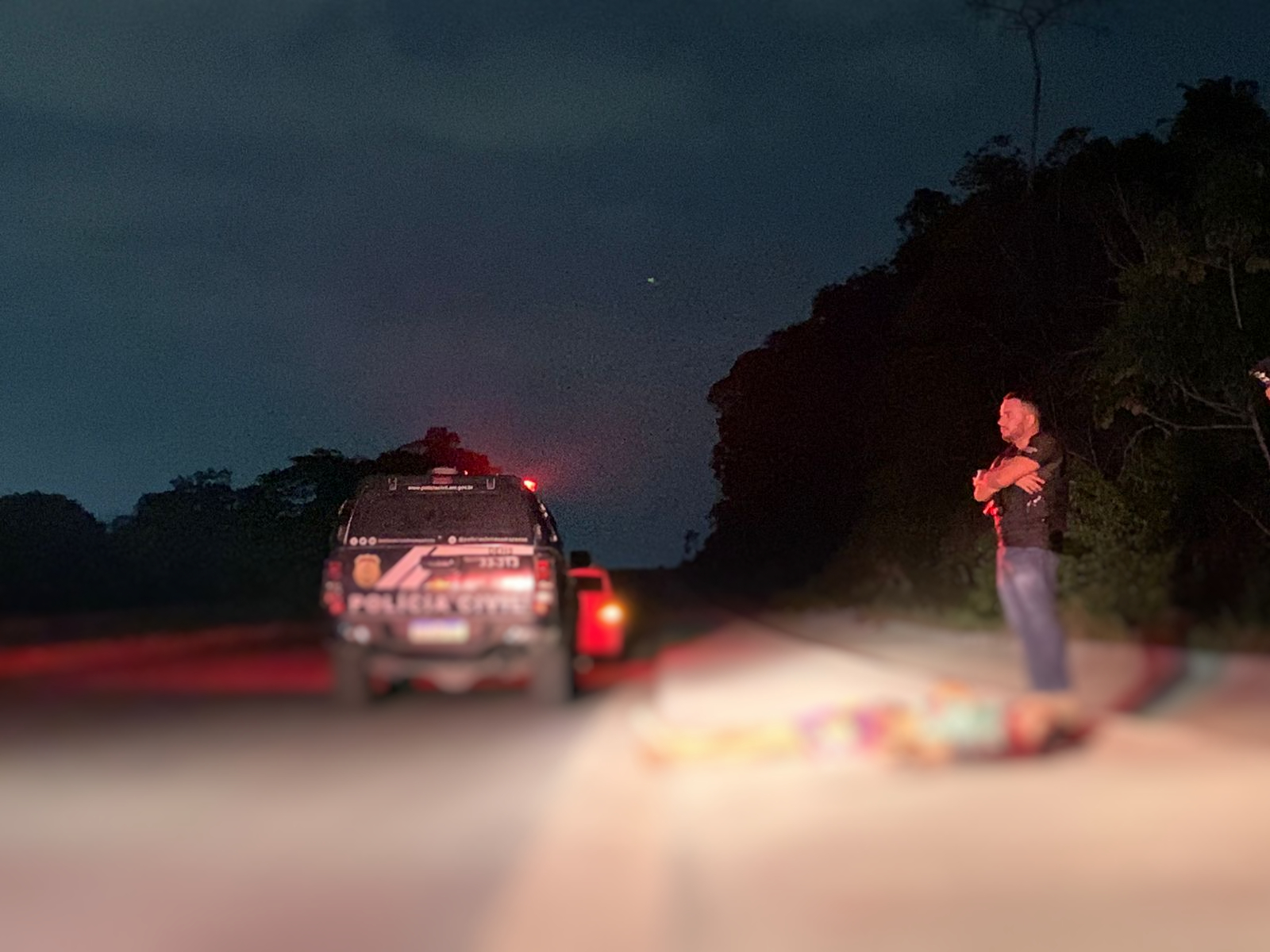 De joelhos, homem é executado a tiros próximo a balneário no Cidade de Deus