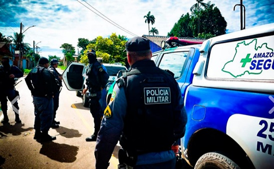 Natal Mais Seguro: Polícia reforça policiamento durante compras e festividades de fim de ano