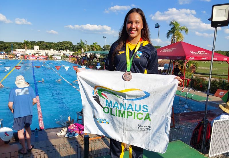 Atleta do ‘Manaus Olímpica’ conquista medalha internacional inédita no Sul-Americano de Natação 