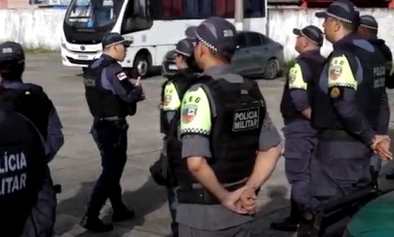 Roubos de celulares caem 52% e a transporte coletivo reduz 86% em novembro no Amazonas