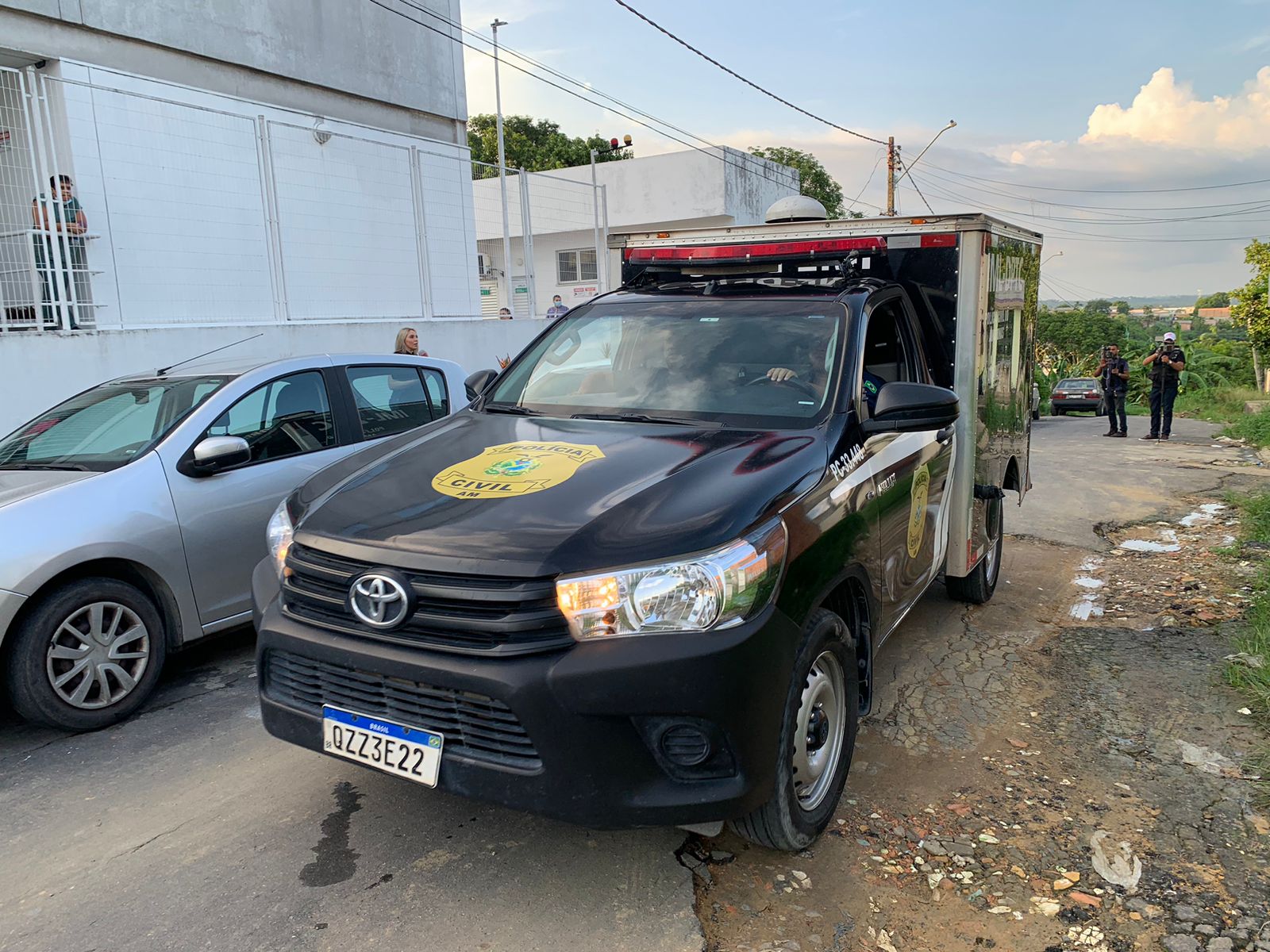Suspeito de assaltar joalheria no Manauara Shopping é morto em confronto com a polícia