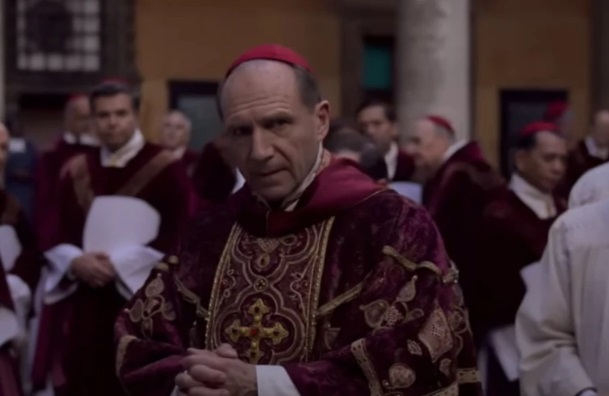 Oscar 2025:  'Conclave' confirma favoritismo e ganha prêmio de melhor roteiro