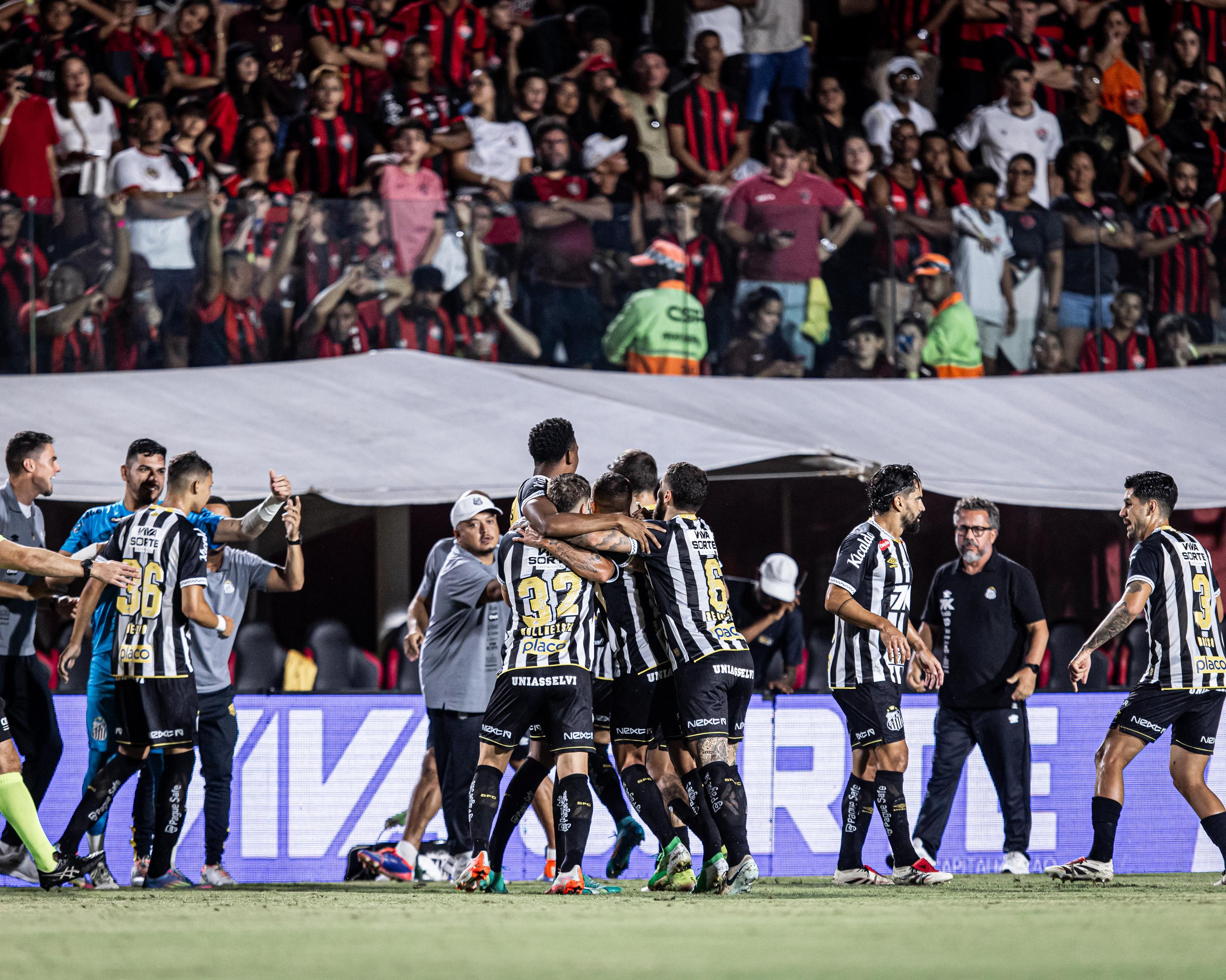 Santos bate Vitória com Neymar em campo e gol de Guilherme após 3 meses