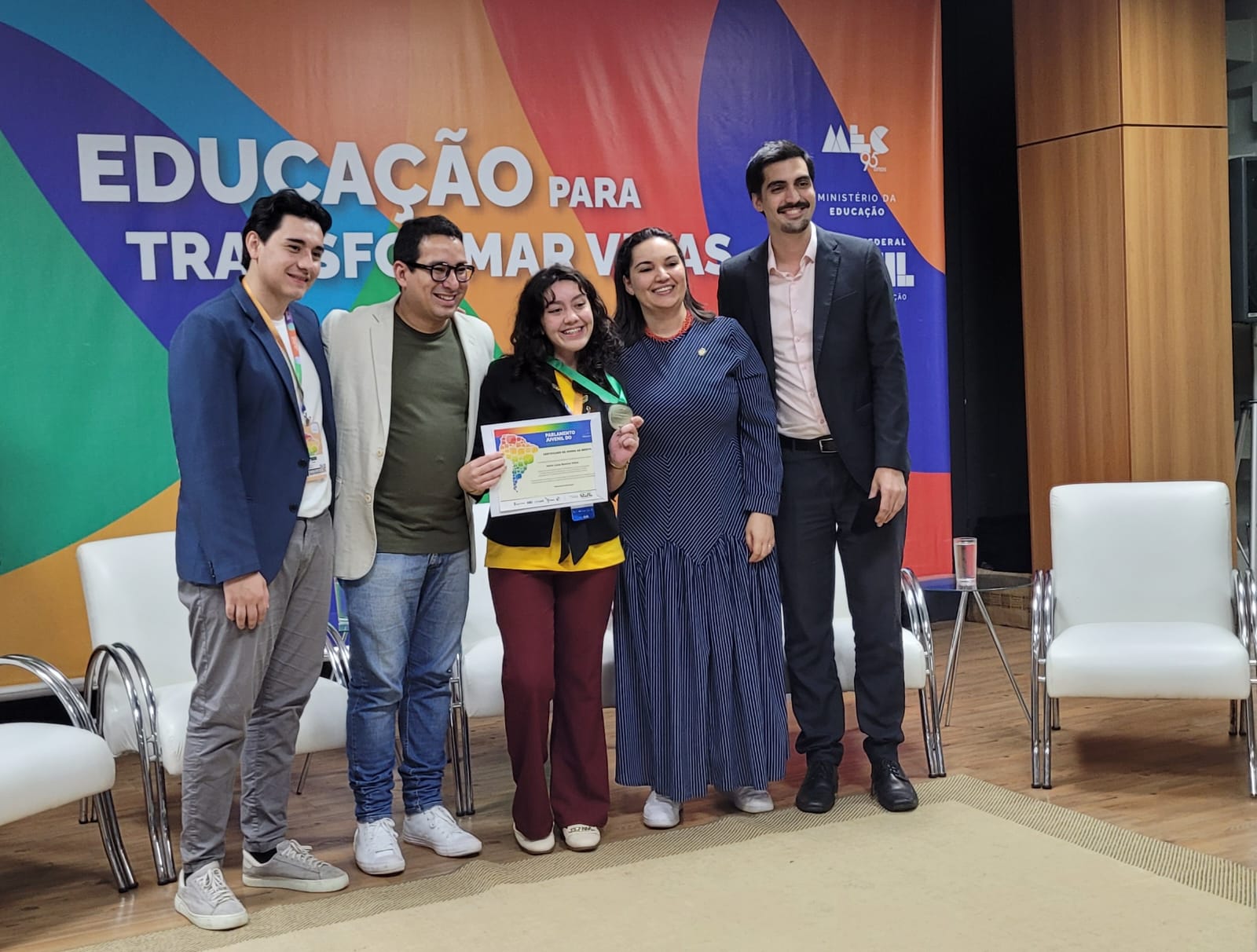 Estudante de Manaus é selecionada para etapa internacional Parlamento Juvenil