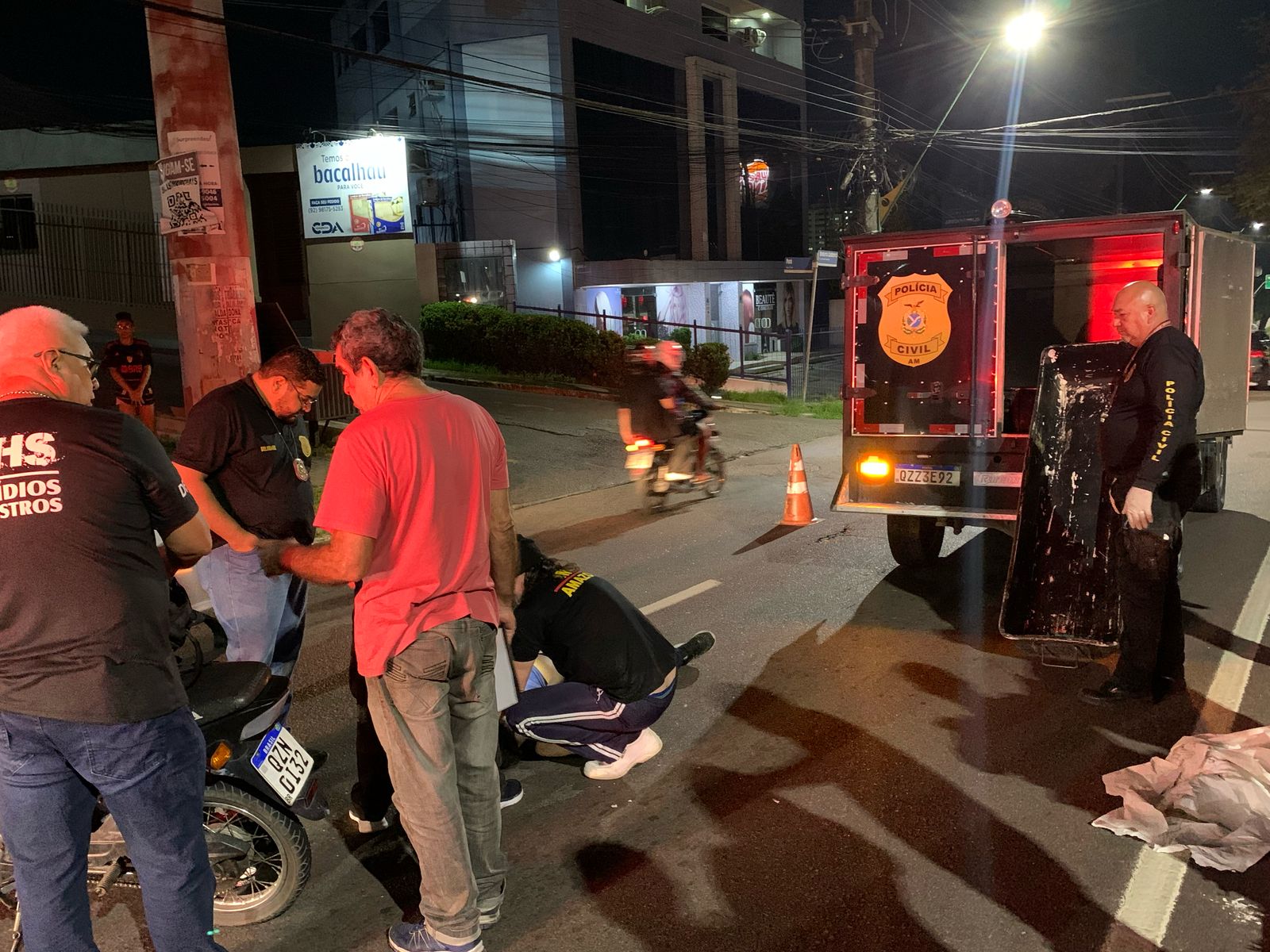 Funcionária do Veneza caiu de moto após bater em carro de militar do Exército