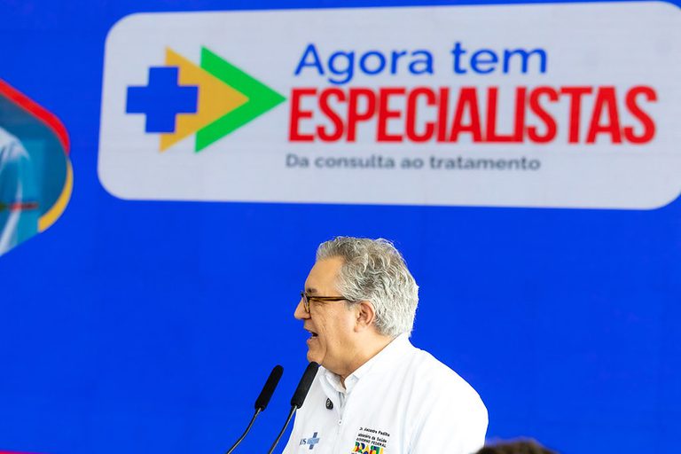 Ministério da Saúde decreta situação de emergência pela demora no SUS; entenda