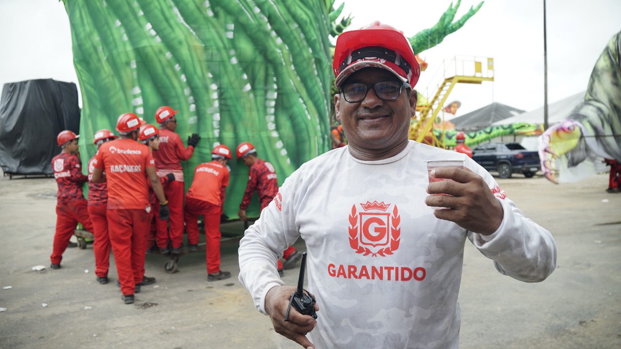 Mais de 130 mil copos de água são entregues para trabalhadores do Festival de Parintins