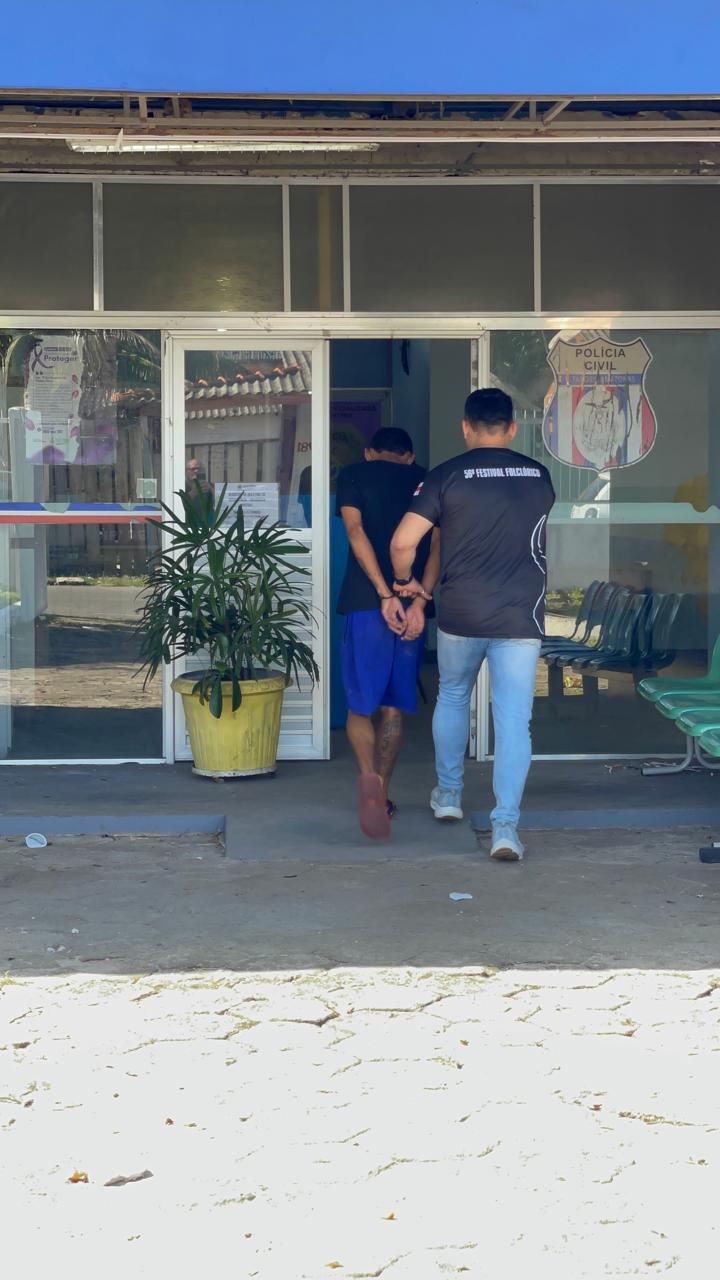 Homem não aceita fim do relacionamento e mata esposa a facada em Parintins