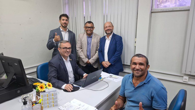 Mutirão do INSS atende quase 700 pessoas em Manaus