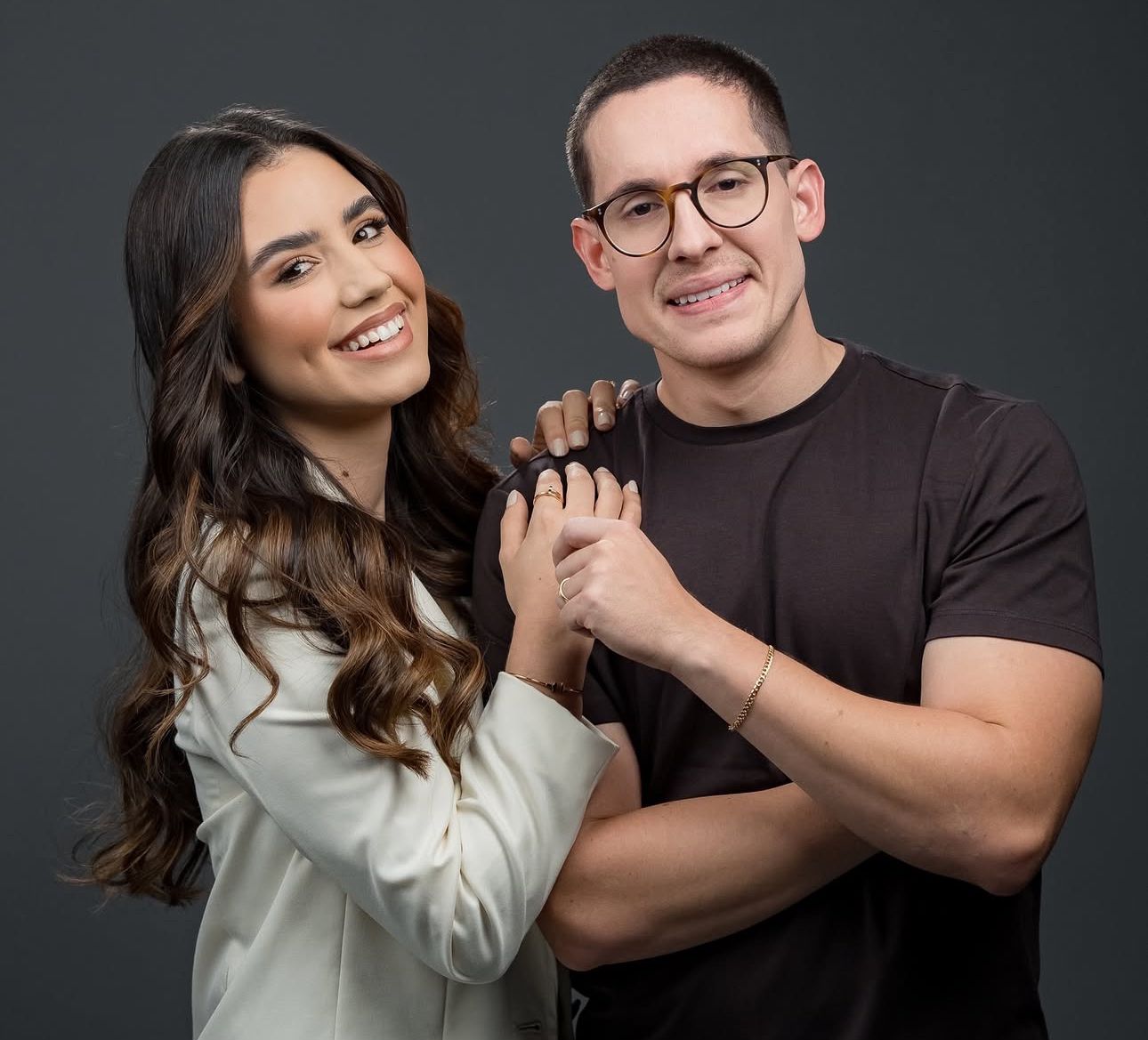 Dupla gospel Jefferson e Suellen promete fé e emoção em festa de aniversário de Manacapuru