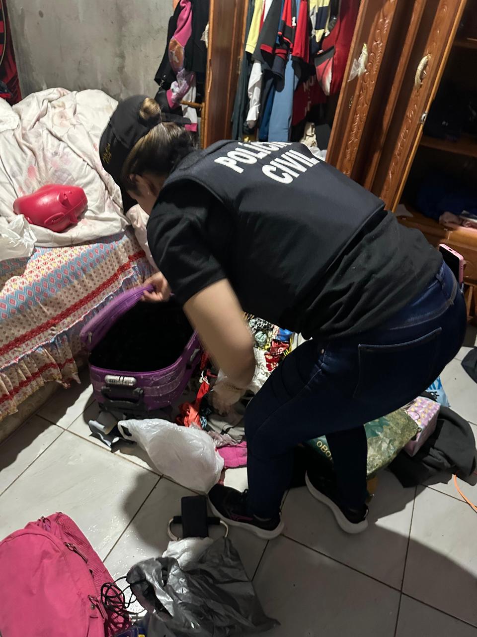 Integrantes de grupo envolvolvido em roubos, furtos e receptação de celulares são presos em Manaus