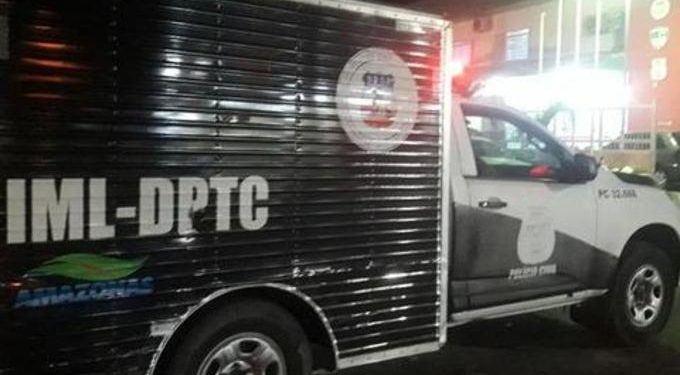 Homem morre após ser baleado em posto de gasolina em Manaus
