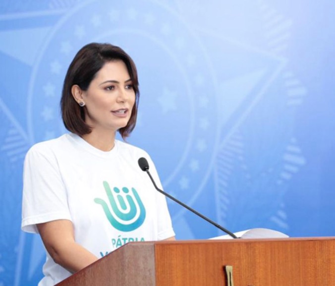 Avó de Michelle Bolsonaro morre de Covid-19