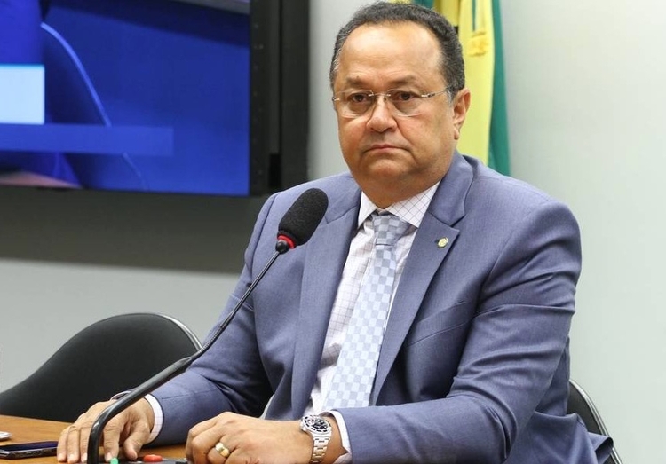 Começa julgamento de Silas Câmara no STF por 'rachadinhas'