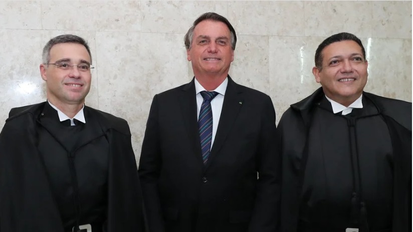 Bolsonaro pediu para ministros do STF faltarem à diplomação de Lula