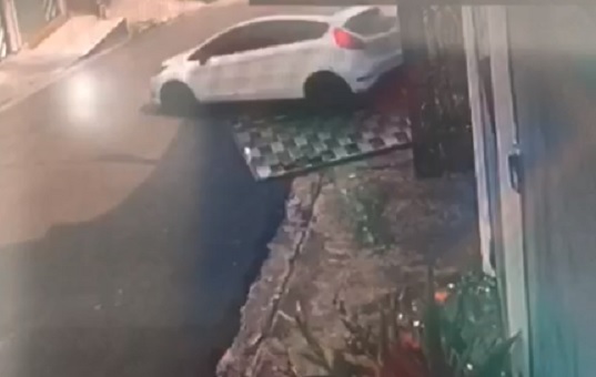 Suspeito de atirar em motorista ao roubar carro é preso em Manaus; vídeo
