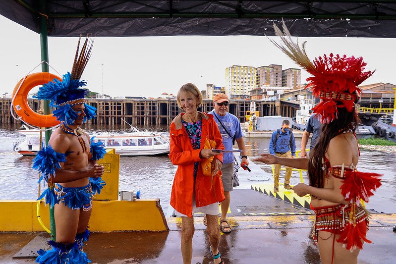 Navio Viking Sea chega a Manaus com mais de 1,3 mil turistas