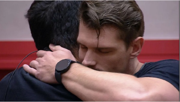 Cristian é eliminado com 48,32% após trajetória polêmica no BBB23