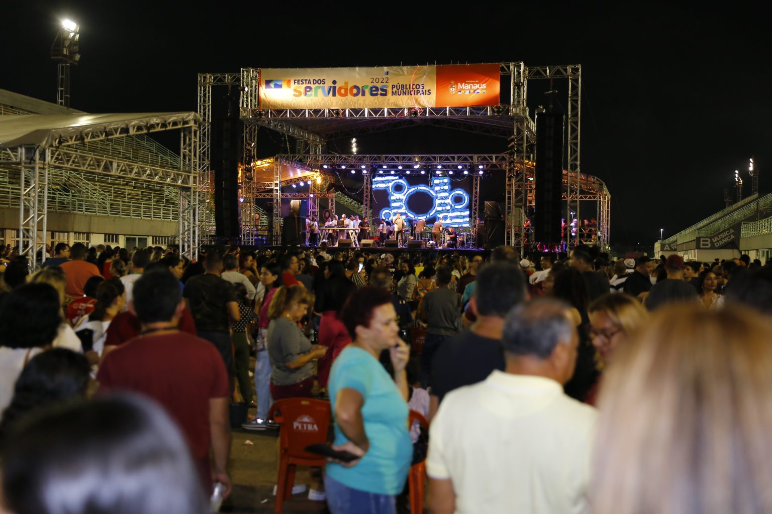 Professores e servidores serão homenageados no Sambódromo em Manaus
