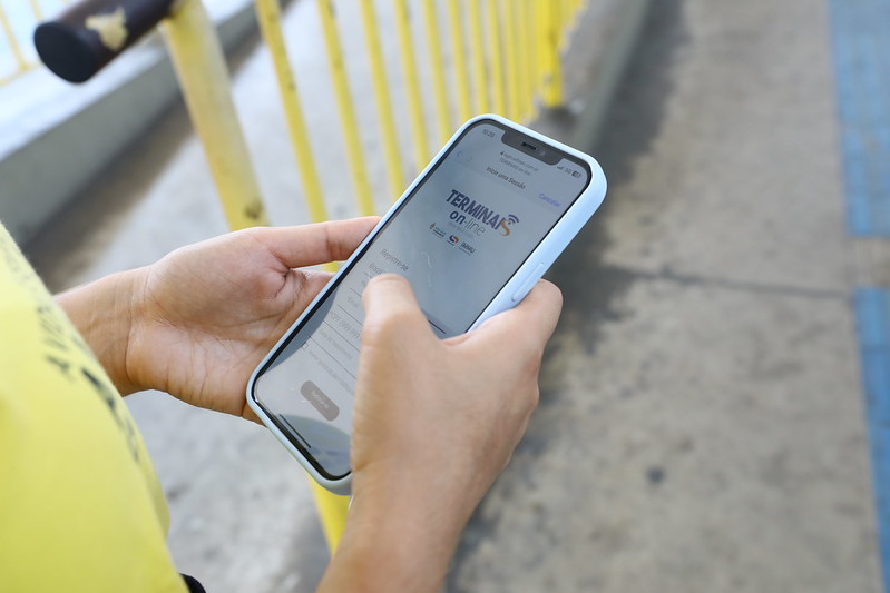 Wi-Fi em terminais de ônibus chegam a mais de 600 mil acessos em Manaus