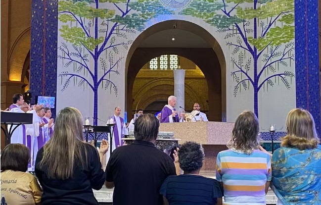 Arcebispo incentiva combate à dengue como penitência durante Quaresma