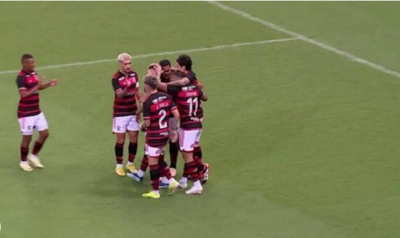 Flamengo vence Boavista de goleada e garante vaga para semifinal do Carioca