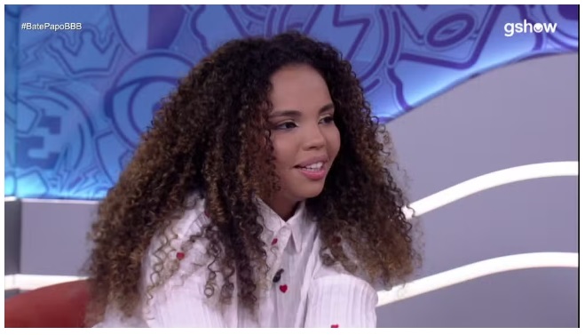 Após ser eliminada, Pitel detona Davi: 'deu facada nas costas de Isabelle'