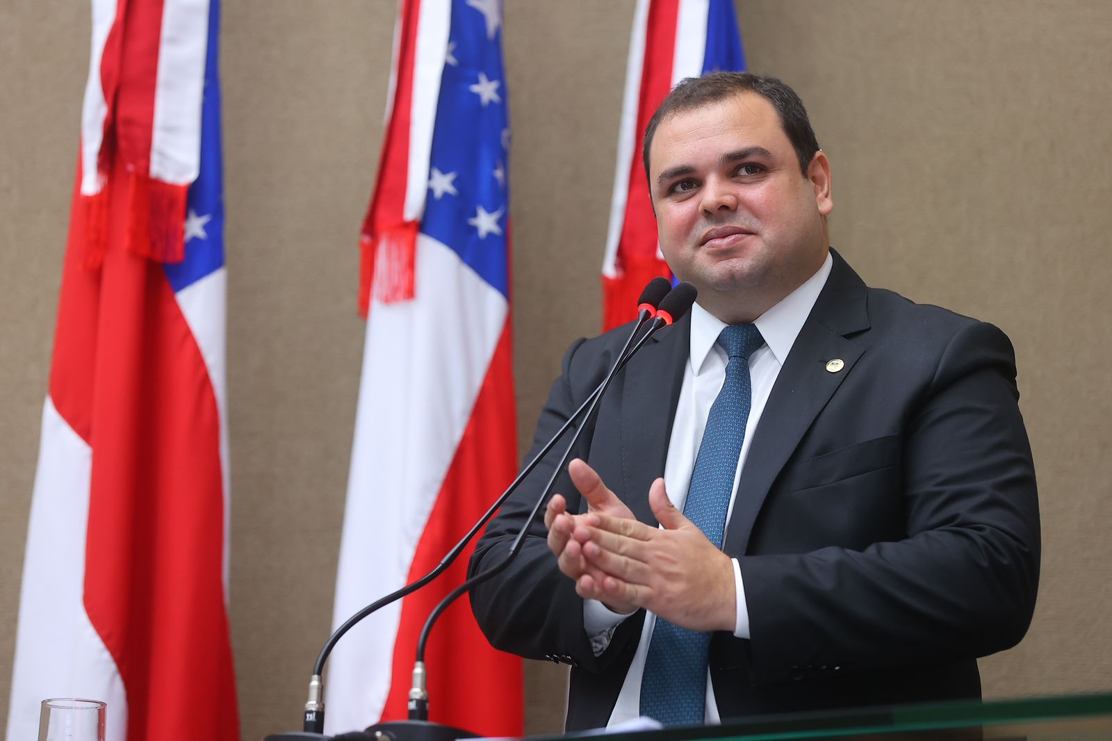 Roberto Cidade presta contas de gestão na presidência da Aleam