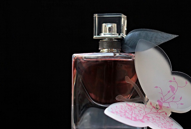 BBC revela que marcas de perfumes de luxo estão envolvidas com trabalho infantil