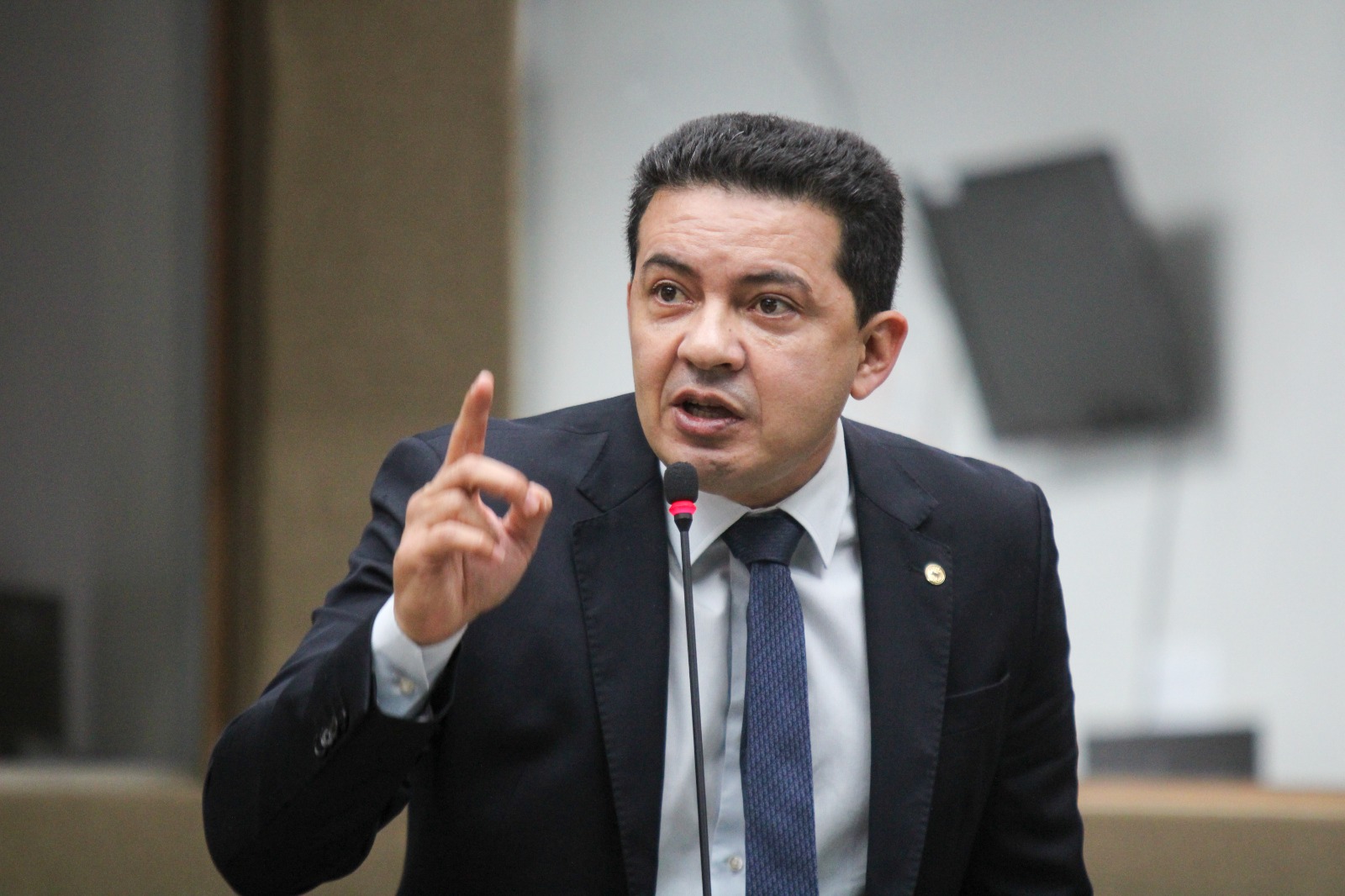 Projeto de lei quer que recém-graduados da saúde prestem serviços no interior do Amazonas