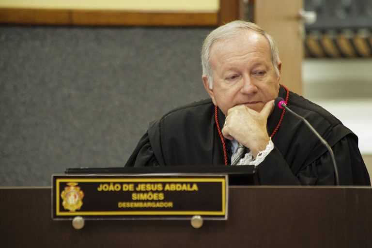 Criminosos usam nome de desembargador do TJAM para aplicar 'Golpe do Alvará'
