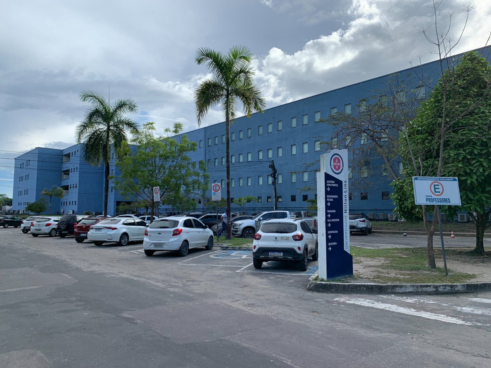 Nilton Lins abre inscrições para curso preparatório da OAB