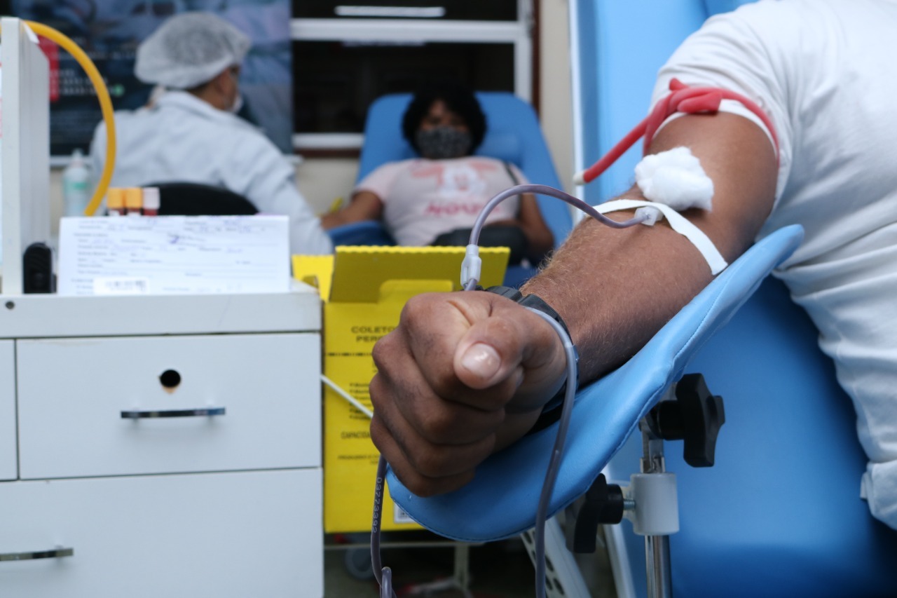 Hemoam convoca doadores após redução de 50% no estoque de sangue no Amazonas