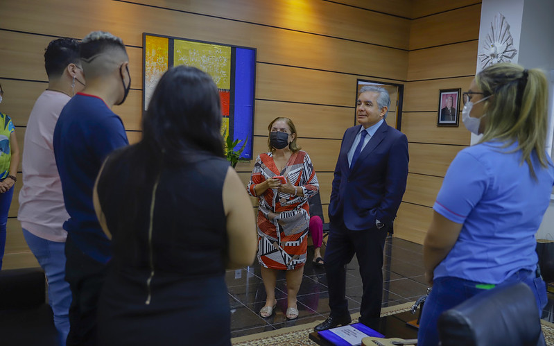 Filhos de mulheres privadas de liberdade ganham bolsas de estudos na Universidade Nilton Lins