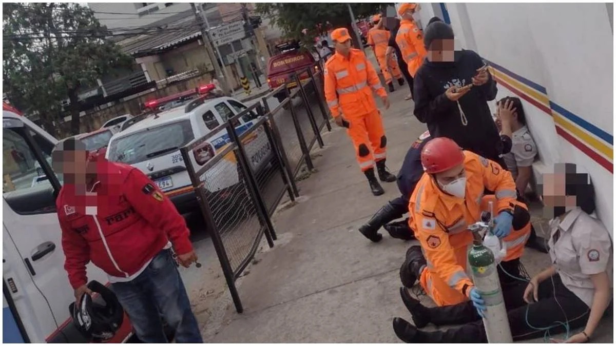 Estudantes passam mal após serem atingidos com gás lacrimogêneo e spray de pimenta